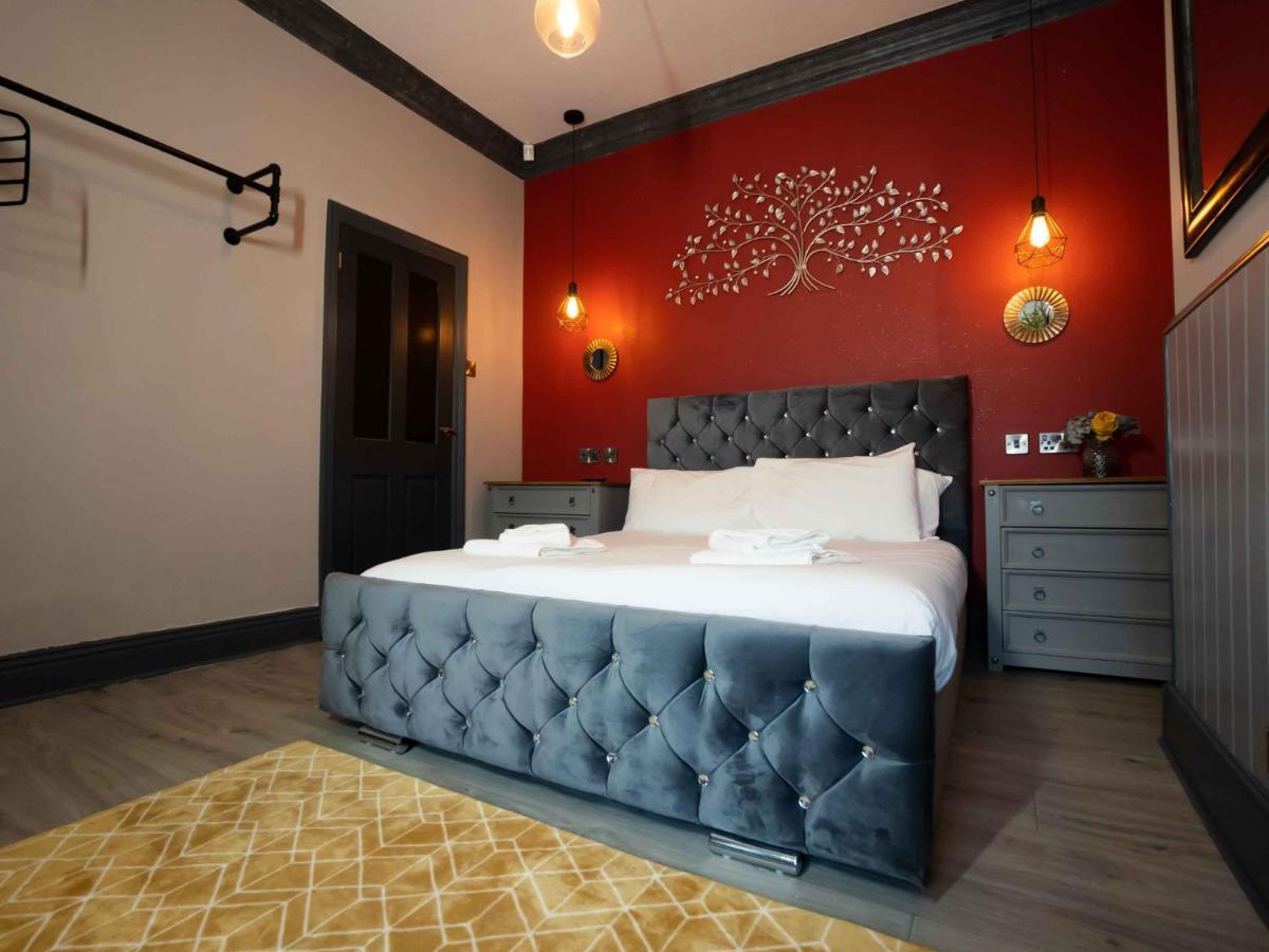 Pass The Keys Amazing, Newly Renovated 5Bedroom House Sleeps 10 Scarborough Exterior photo
